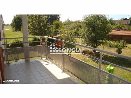 charmant 3 pièces avec balcon au pied de la frontière