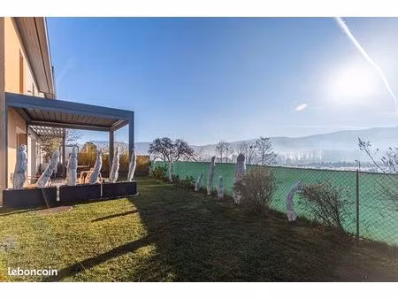 maison 4 pièces 92 m²