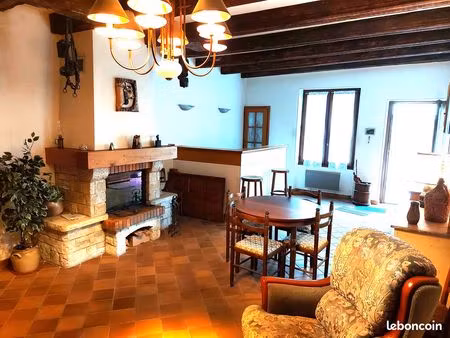 maison de ville aigueblanche