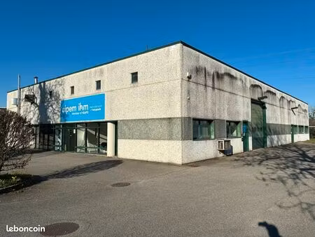 local d'activite 1114 m² annecy seynod