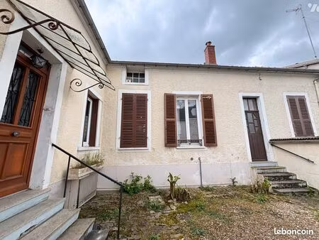 maison 5 pièces 70 m²