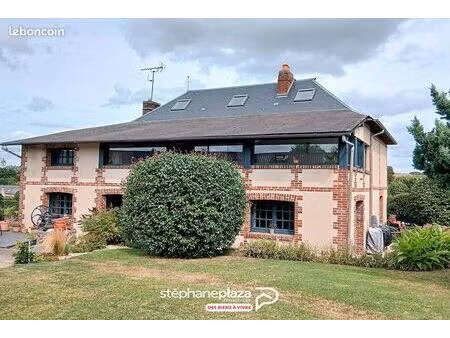 maison 9 pièces 220 m²