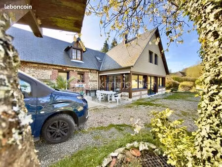 maison 8 pièces 160 m²