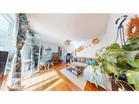 appartement 2 pièces 44 m²