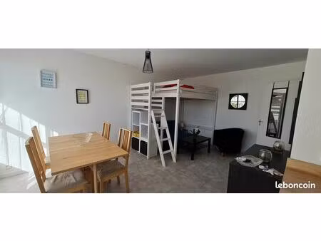 grand studio à vendre