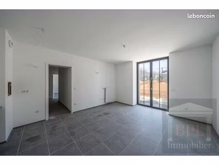 appartement 3 pièces 56 m²