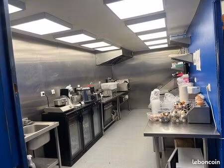 restaurant emporter avec hotte 38 m2 gare de poissy