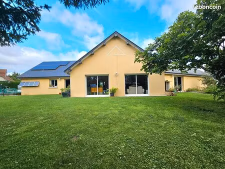 maison 6 pièces 280 m²