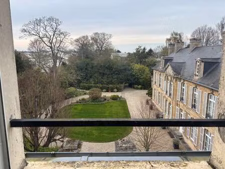 location appartement 4 pièces à bayeux (14400) : à louer 4 pièces / 115m² bayeux