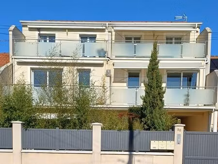 duplex f4 en maison sécurisée