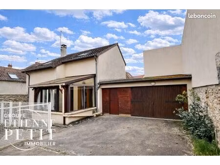 maison 4 pièces 65 m²