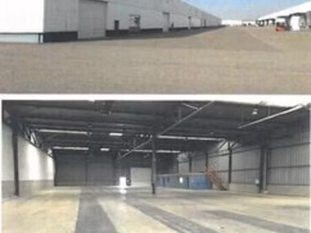 local d'activité 1 502 m²