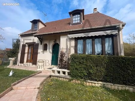 pavillon 5 pièces 147 m²