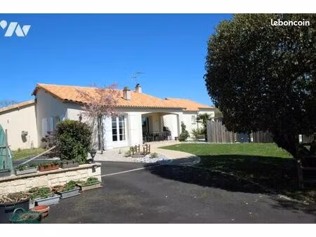 maison 8 pièces 150 m²