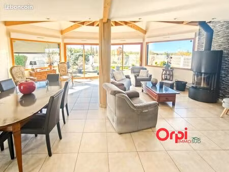 maison 6 pièces 200 m²