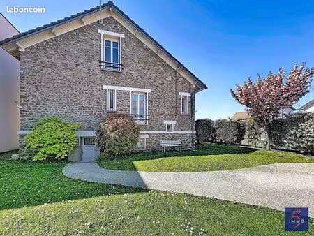 pavillon 5 pièces 86 m²