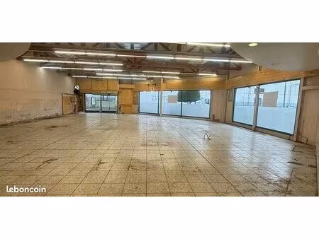 local commercial 343 m² pontault-combault