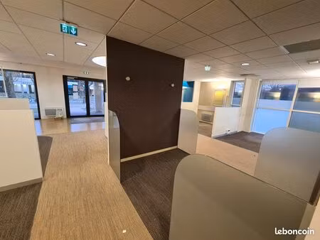 local commercial 150m2