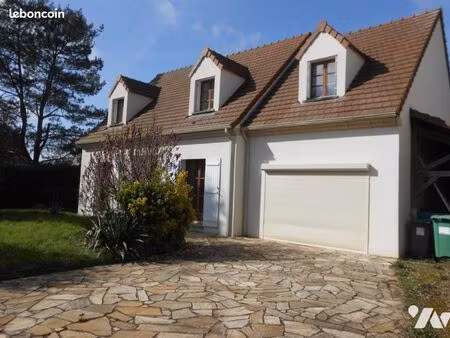 maison 8 pièces 163 m²