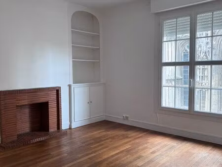 appartement t3 en tres bon etat centre ville