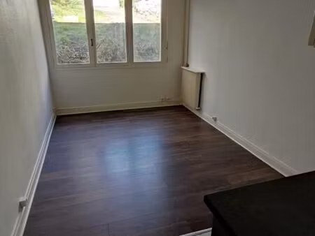studio 1 pièce 17 m²