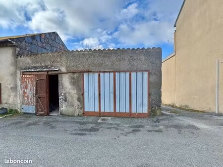 garage/box 44 m² saint salvy de la balme