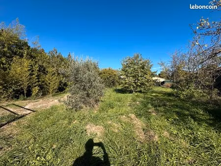 terrain viabilisé 406m² libre constructeur