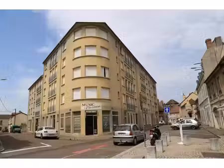 bureaux de 64 m² de plain-pied à vendre en plein centre ville d'autun