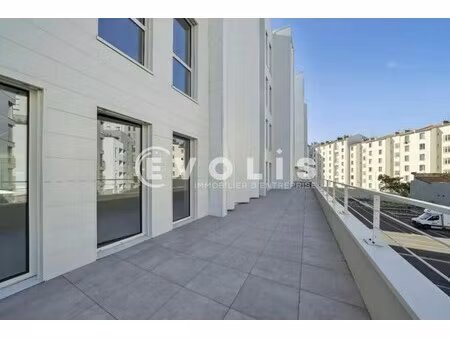 location bureaux 117 m² à 2 127 m²