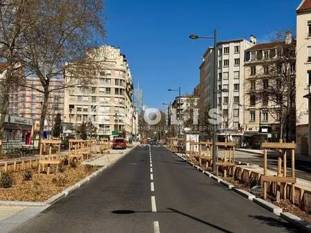 location bureaux 175 m²