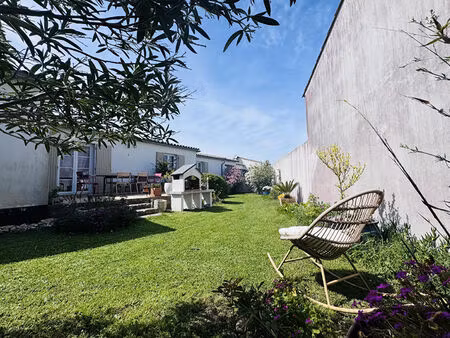 maison loix 6 pièces 125 m2