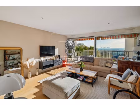 appartement 3 pièces intégralement rénové avec