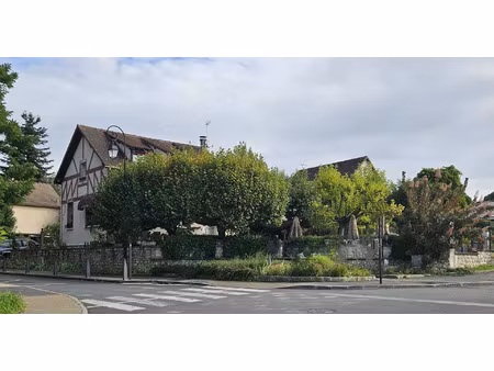 vente commerce 4 pièces 126 m² fontainebleau (77300)