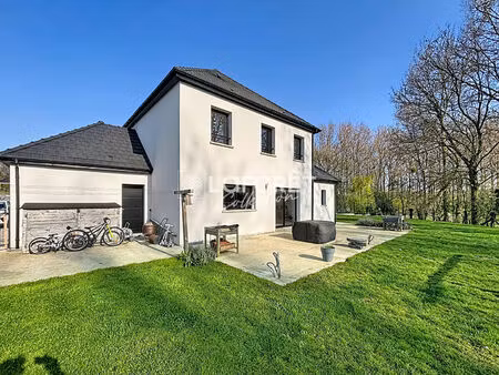 maison moderne 7 pièce(s) 150 m2