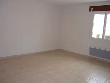 location maison 3 pièces 68 m² à bouzy-la-forêt (45460)  665 €
