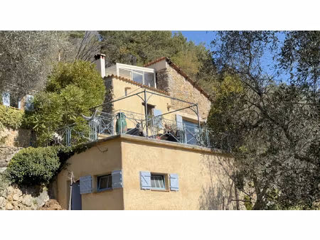 propriété d'exception au coeur de la nature