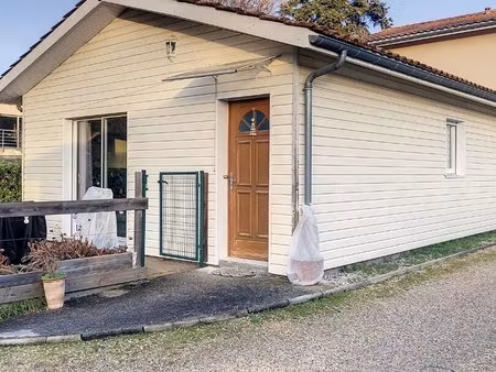 maison 3 pièces de 68m² avec terrasse et jardinet