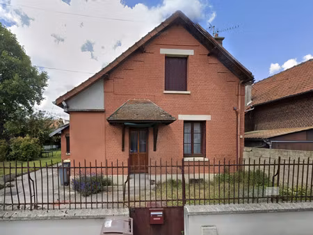 maison indépendante de 88m2 avec 2 chambres et grand jardin