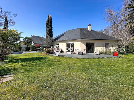 mirepeix - vente maison récente t5 de plain-pied avec piscin