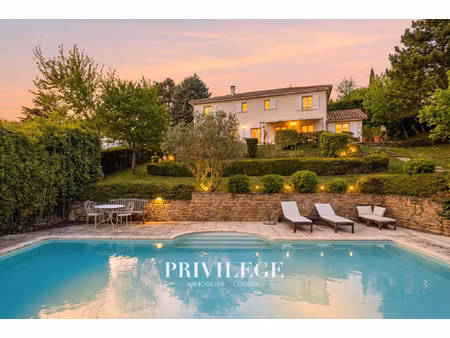 vente maison 7 pièces 208 m² saint-didier-au-mont-d’or (69370)