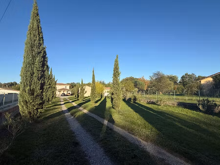 villa grisolles 6 pièce(s) 166 m2