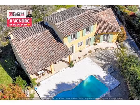 belle villa recente de 215 m² hab; 160 m² + 2 pieces 50 m². calme et residentiel