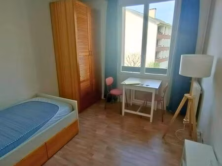 appartement 1 pièce 18m²