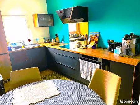 pertuis - particulier t3 pièces 65 m²