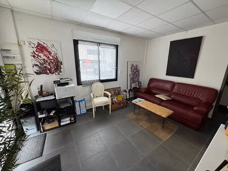 bureau de 40m² à la location