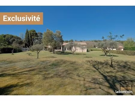 villa 4 pièces 114 m²