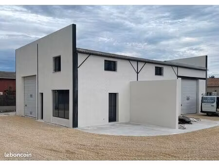 à louer – local industriel/ artisanal/ entrepôt à l'isle-sur-la-sorgue