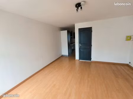 2 pièces · 38 m²2 pièces  38 m² · saint-amand-les-eaux 59230 · quartier centre-ville