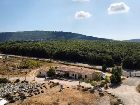 cession de bail – restaurant équipé – le bistrot de lagarde – lagarde d’apt