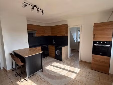 appartement 3 pièces 80m2